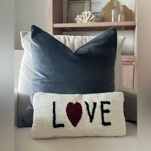 Pottery Barn L❤️VE pillow